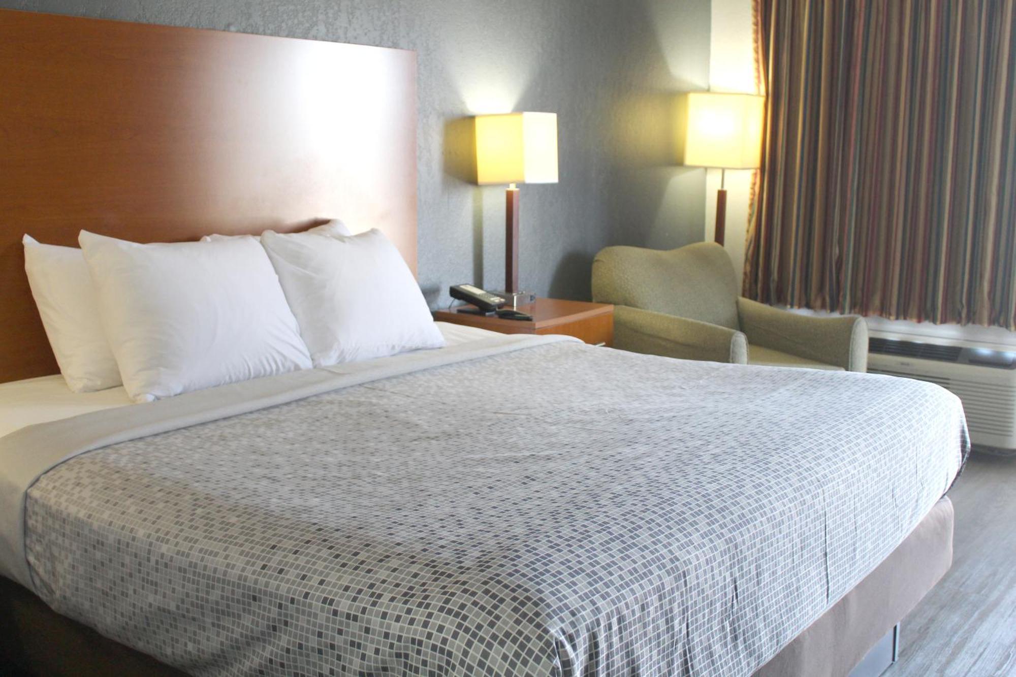 Econo Lodge Franklin Buitenkant foto