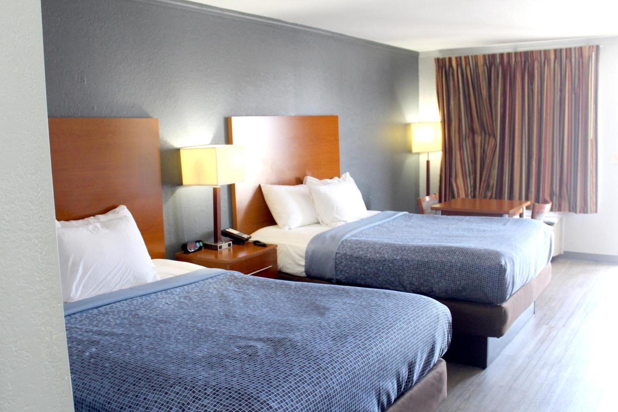 Econo Lodge Franklin Buitenkant foto