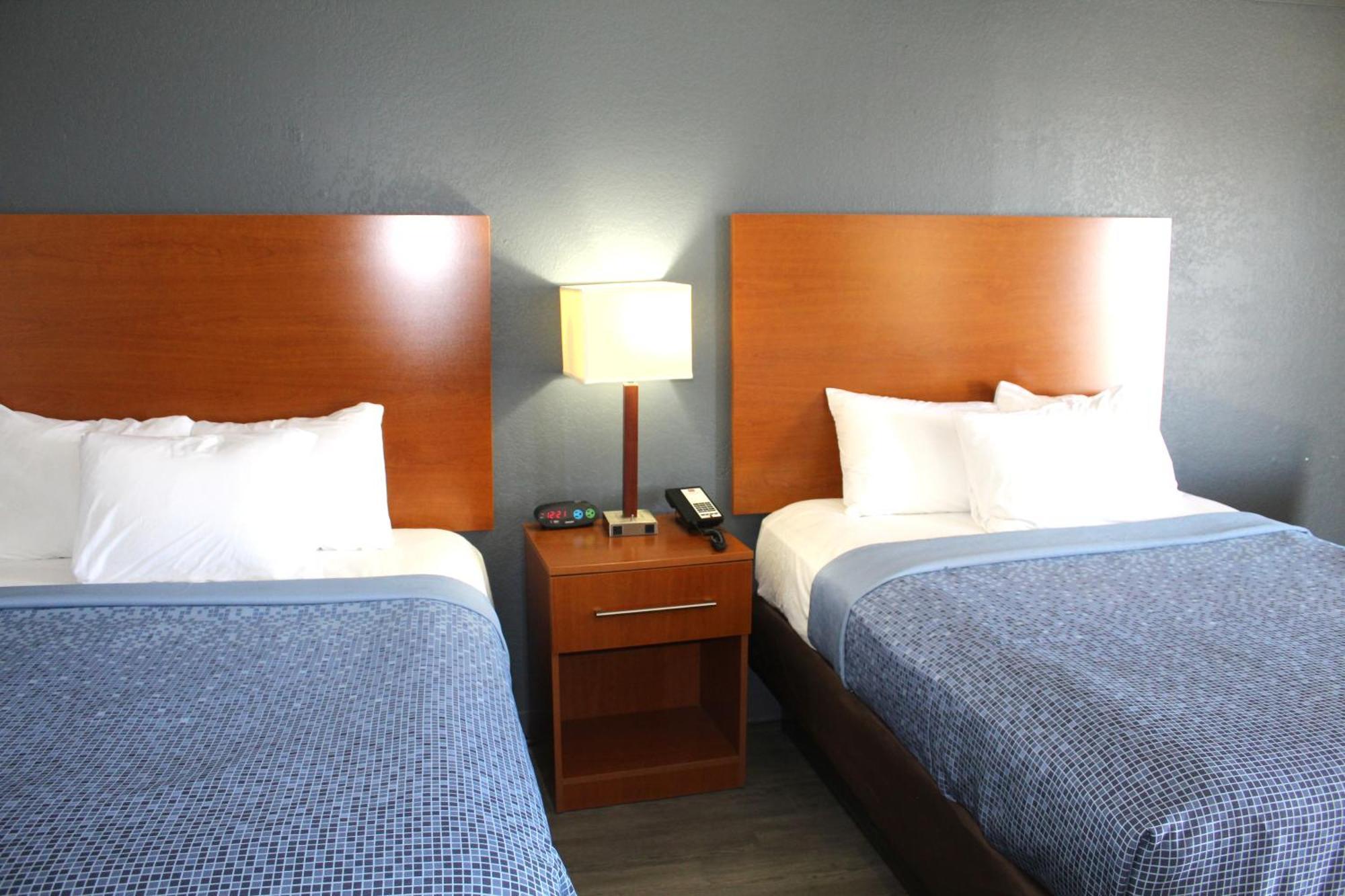 Econo Lodge Franklin Buitenkant foto