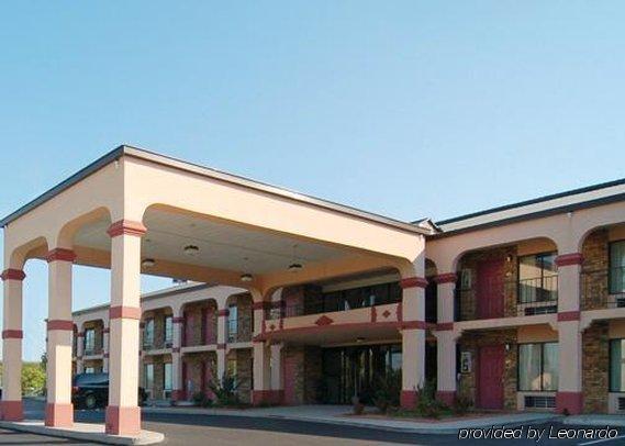 Econo Lodge Franklin Buitenkant foto